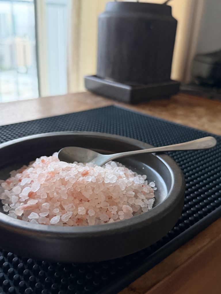 Himalayan pink salt crystals representing electrolyte depletion during fasting